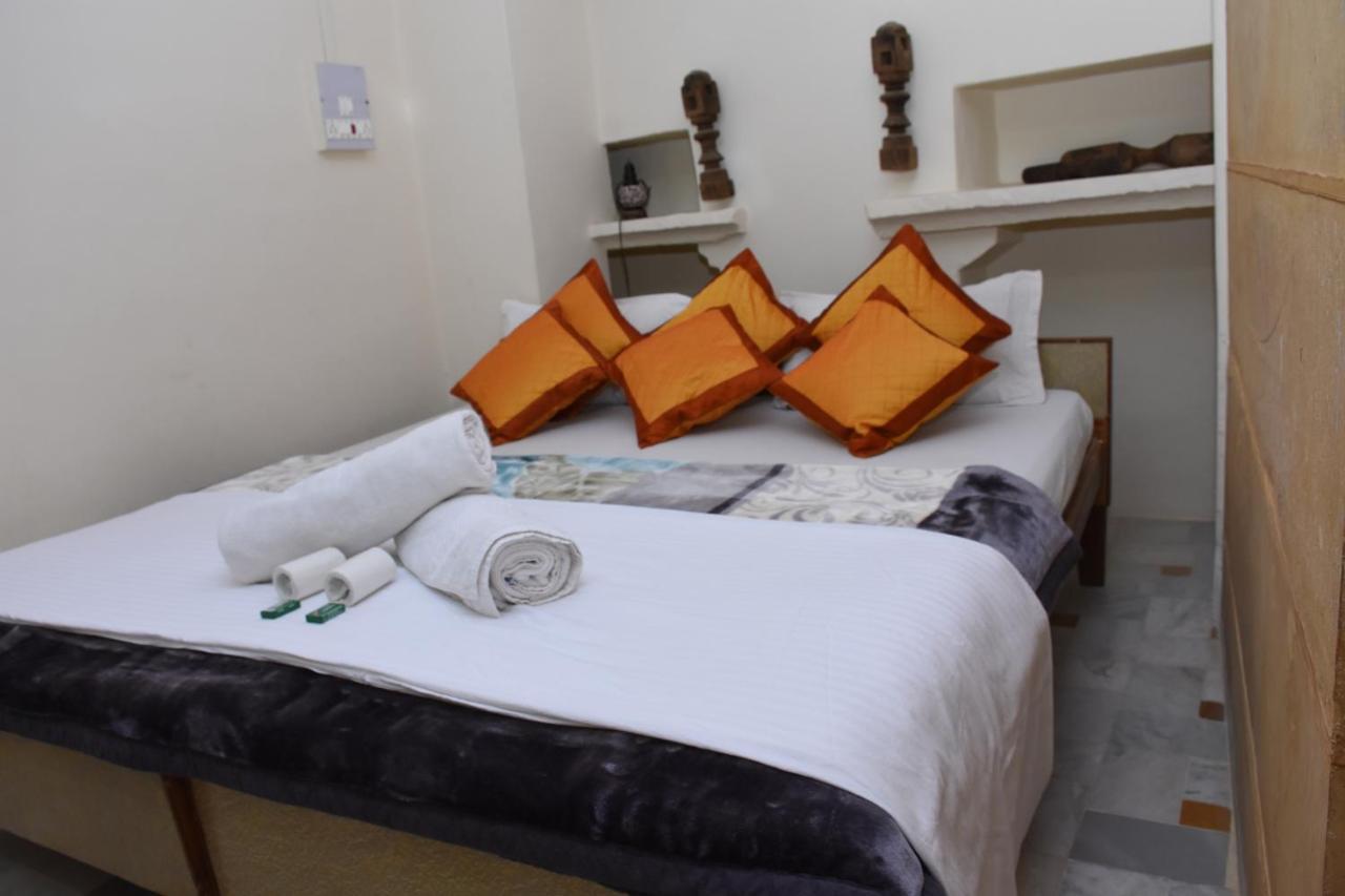 Rumi'S Home Stay Jaisalmer Eksteriør bilde