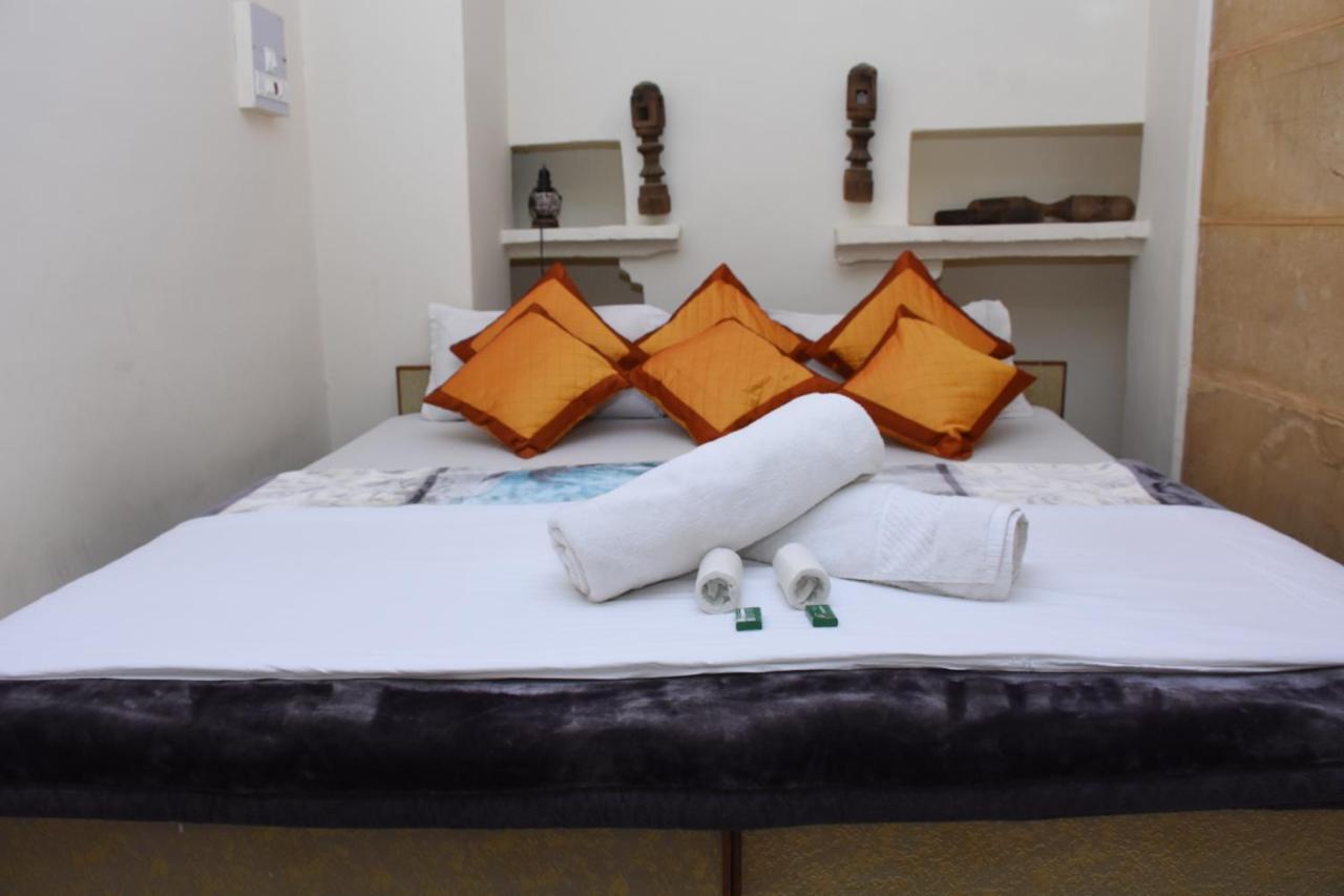 Rumi'S Home Stay Jaisalmer Eksteriør bilde